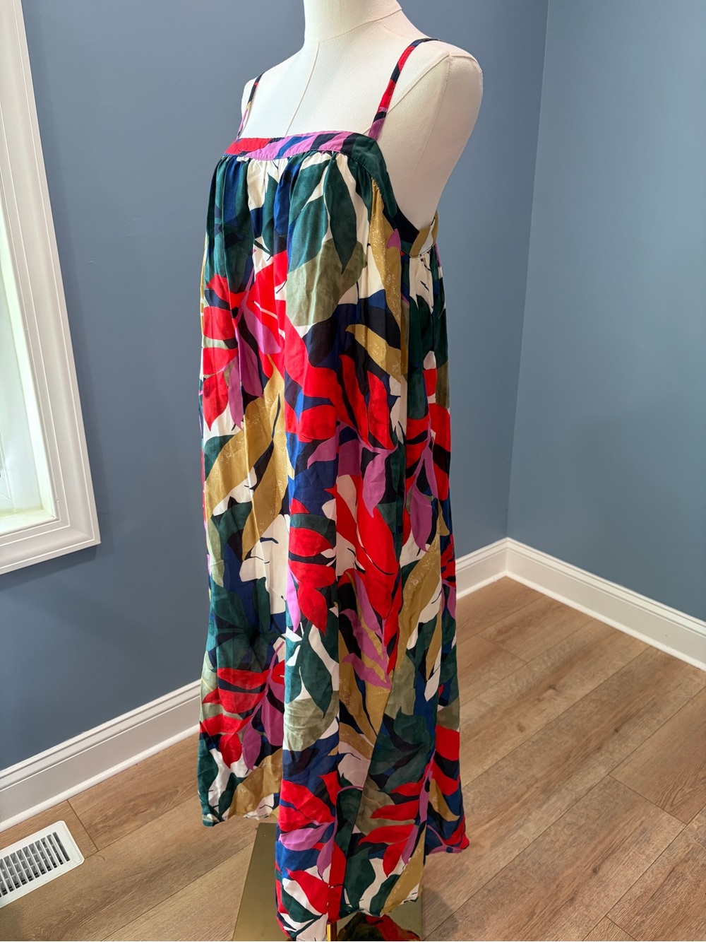 A New Day Tropical Leaf Midi Dress Size Medium Colorful Resort Dress - Picture 2 of 9
